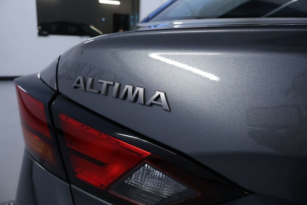 Used 2023 Nissan Altima 2.5 SV image 10