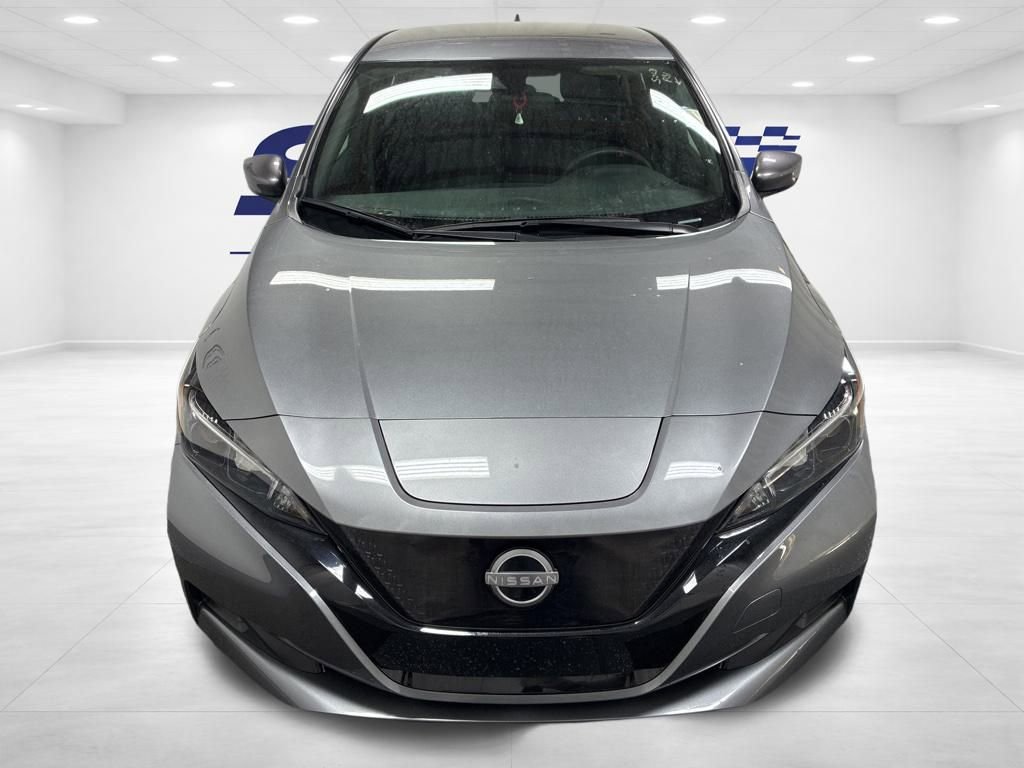 Used 2023 Nissan Leaf S video 2