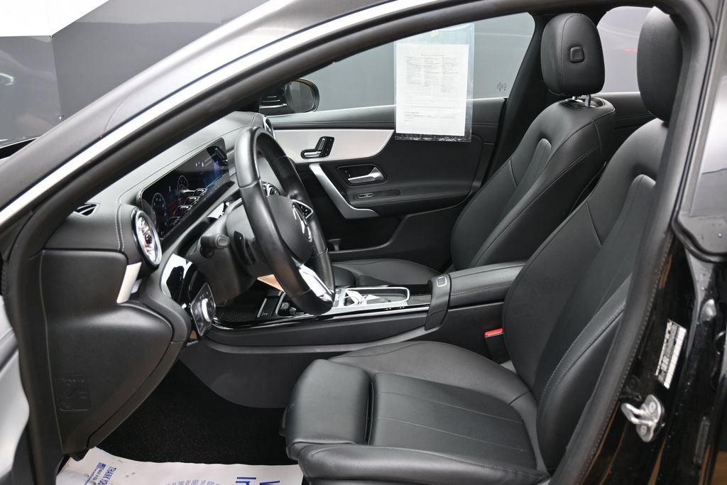 Used 2025 Mercedes-Benz CLA 250 4MATIC image 16