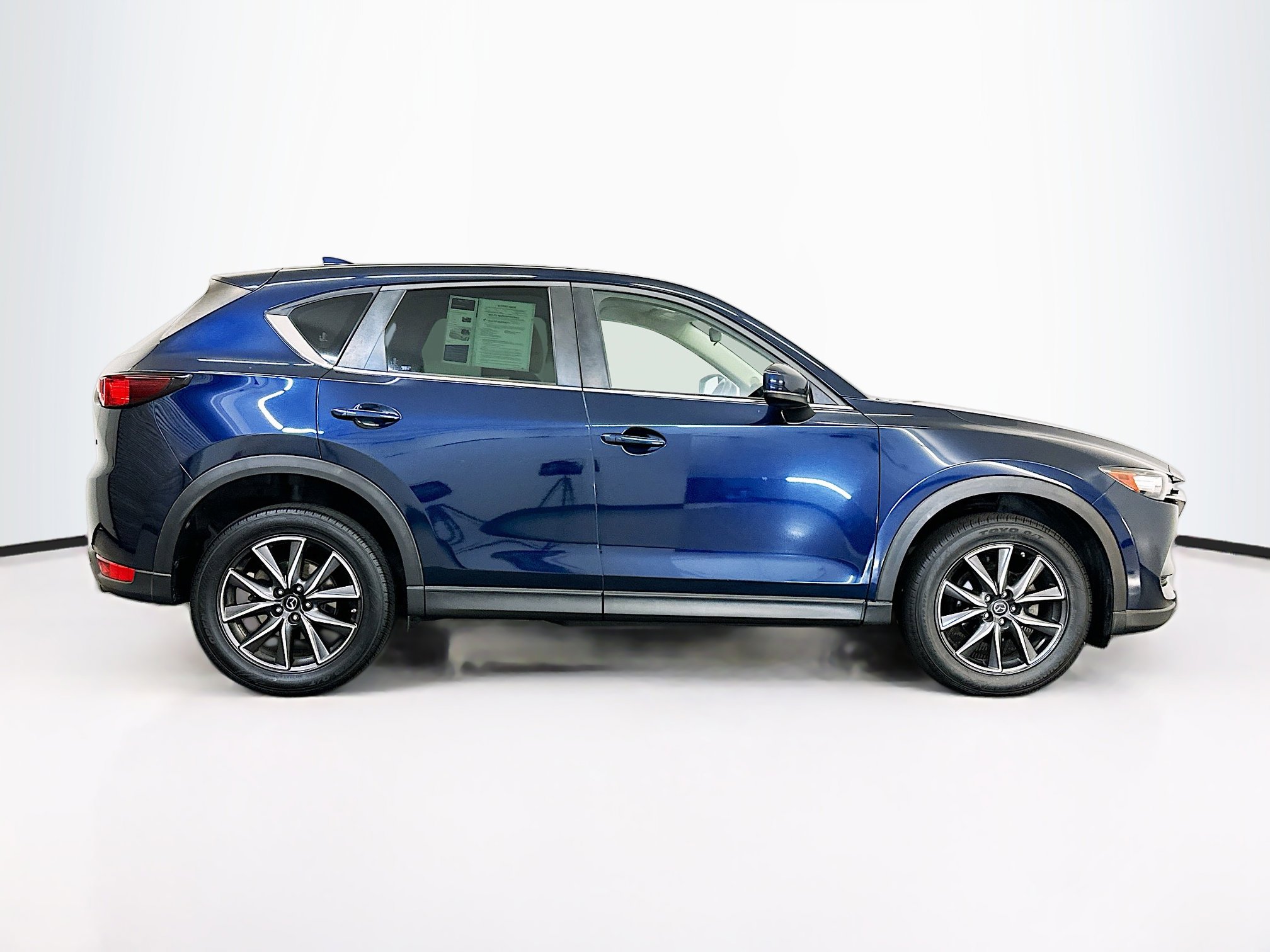Used 2018 MAZDA CX-5 Touring image 10