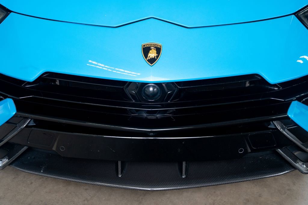 Used 2023 Lamborghini Urus Performante image 16