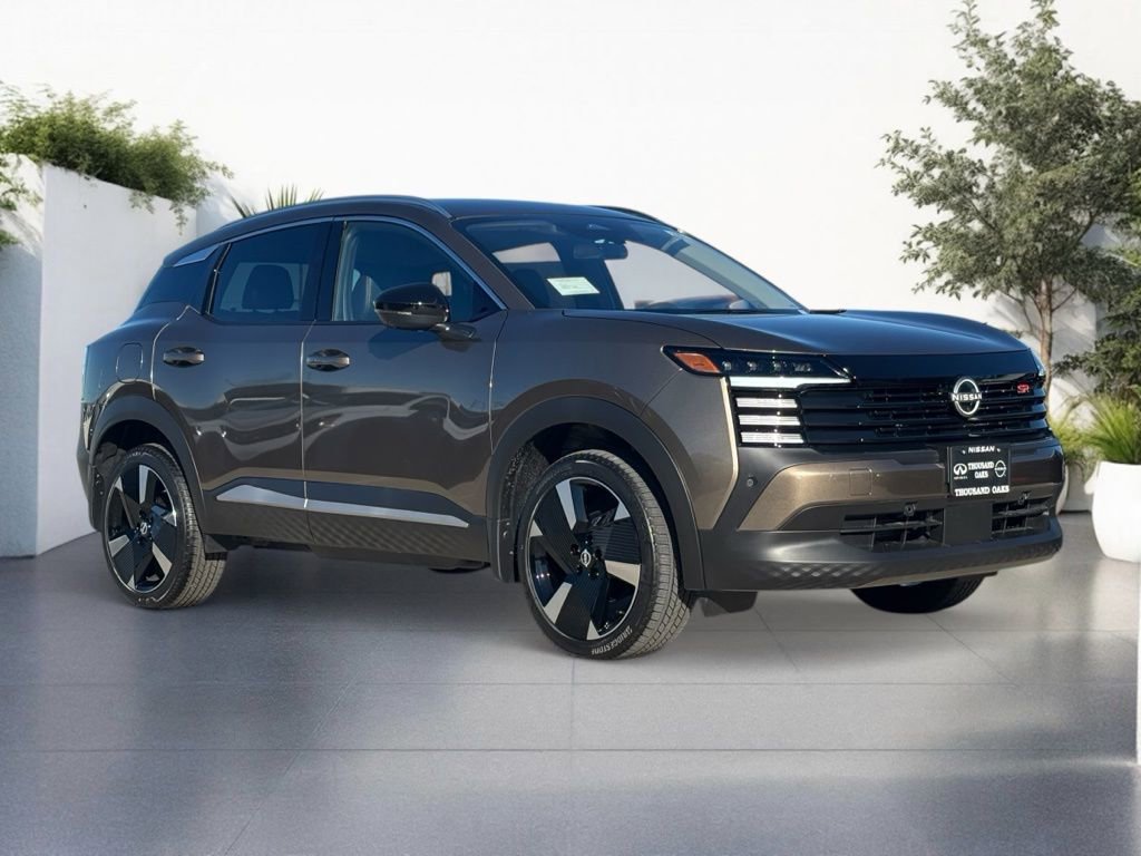New 2026 Nissan Kicks SR