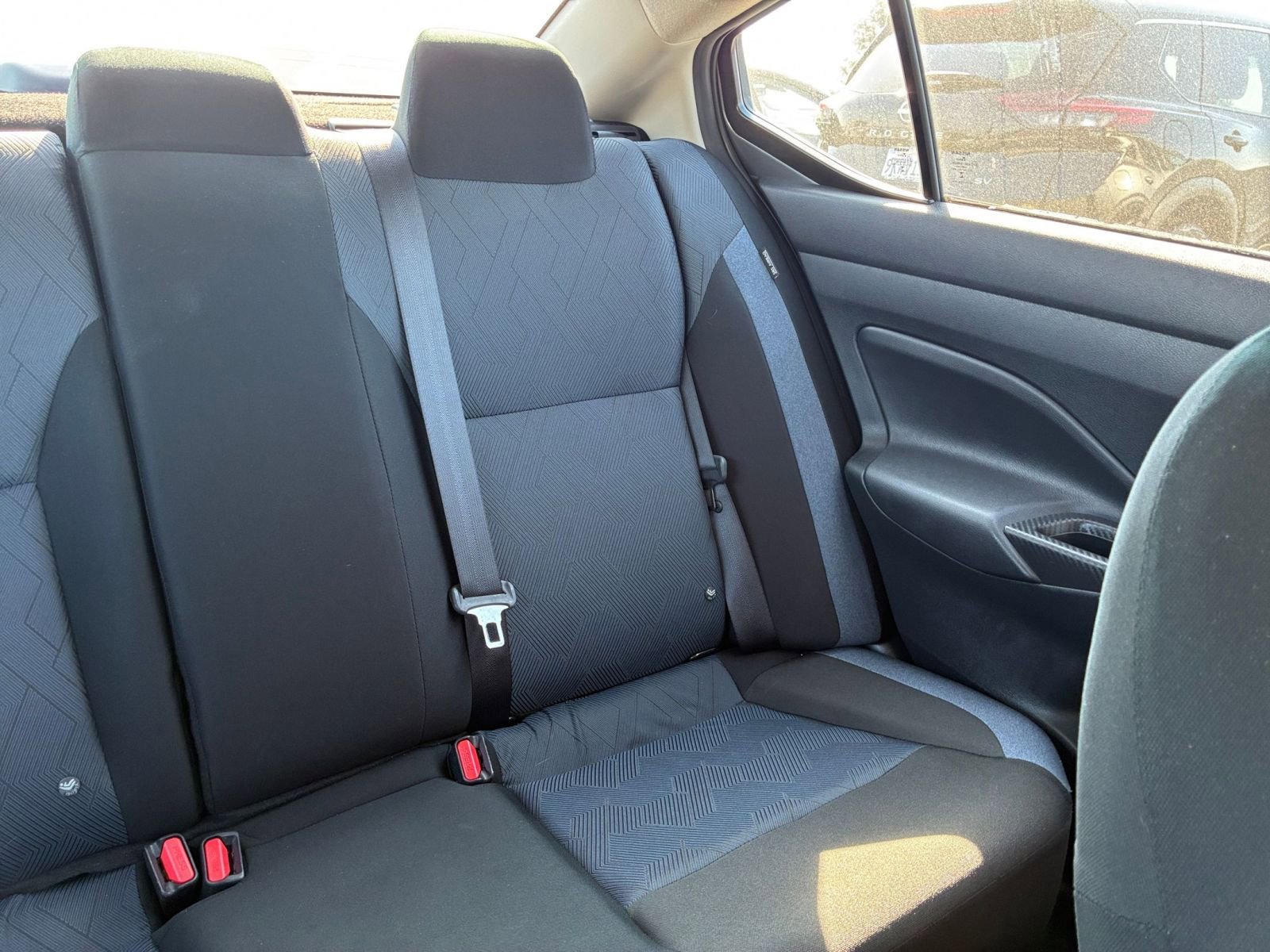 Used 2025 Nissan Versa SV image 35