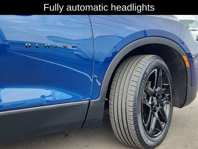 Used 2023 Chevrolet Blazer LT image 17