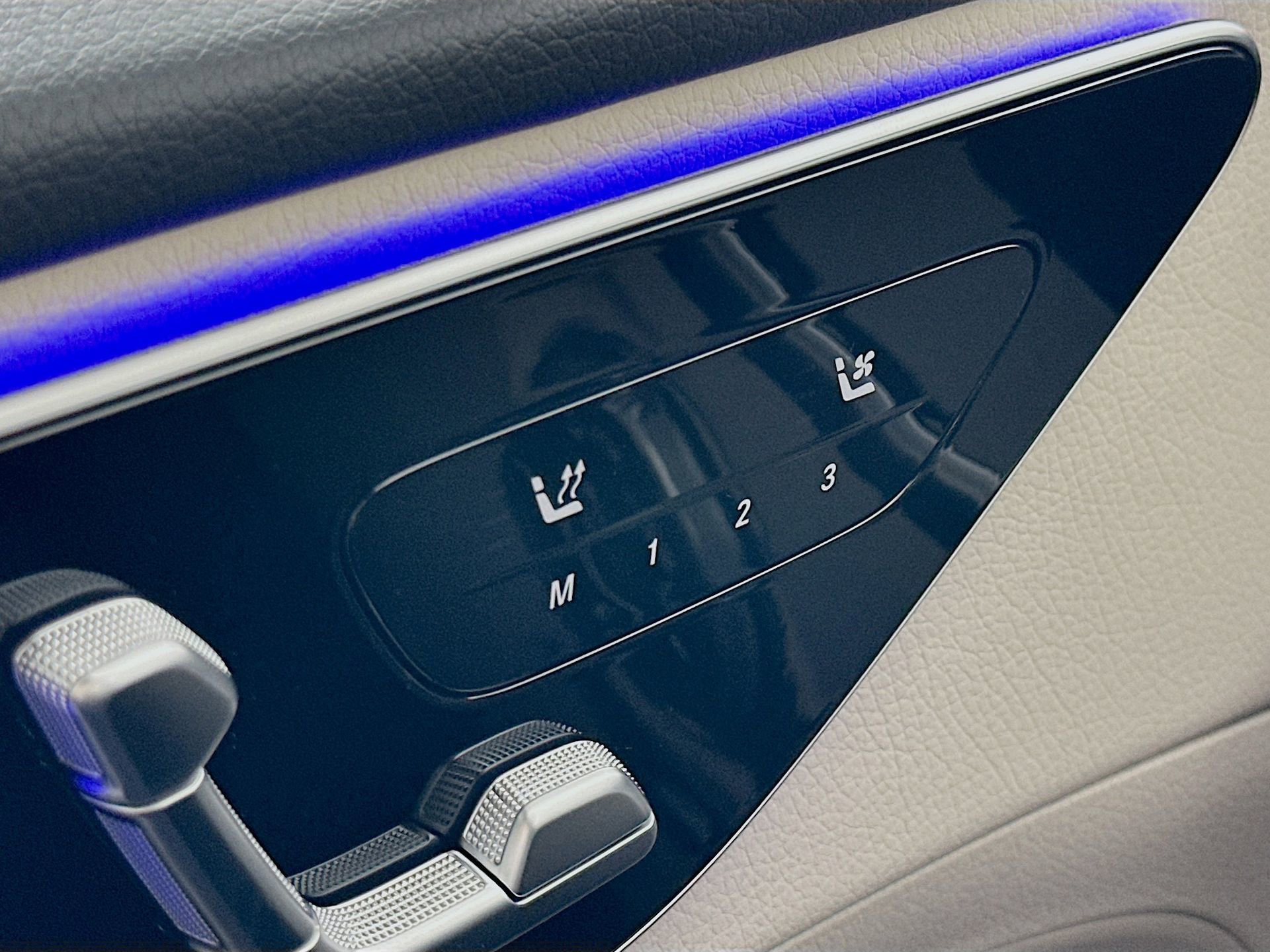 New 2026 Mercedes-Benz C 300 Sedan image 20