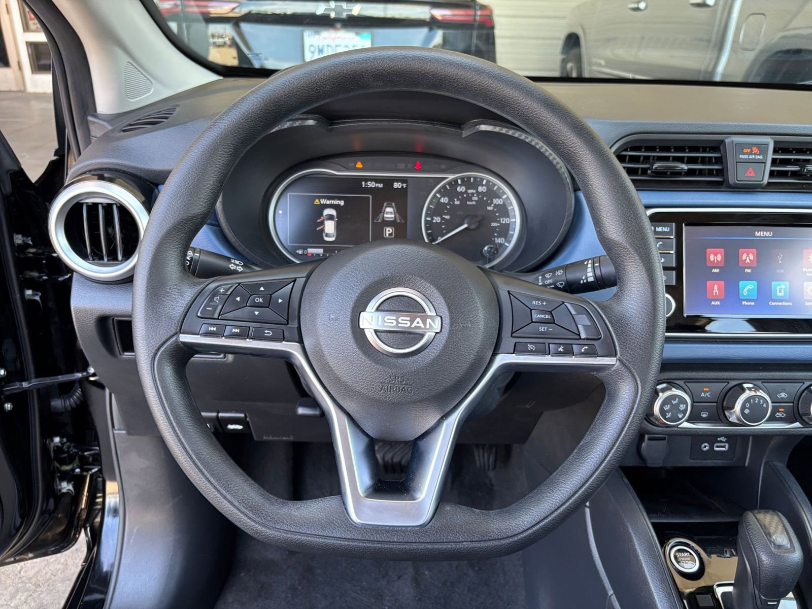 Used 2025 Nissan Versa SV FWD image 27