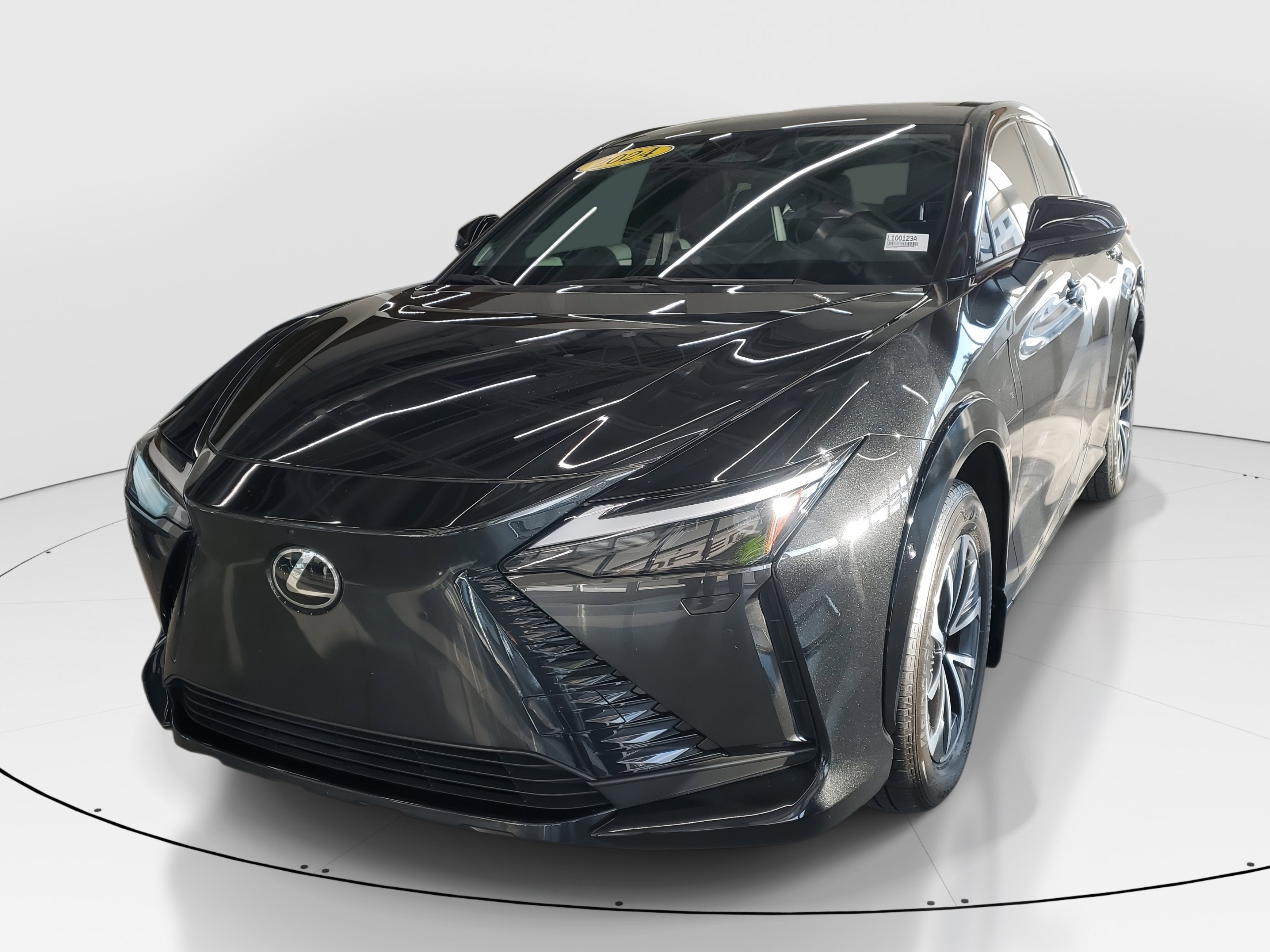 Used 2024 Lexus RZ 450e Premium image 3