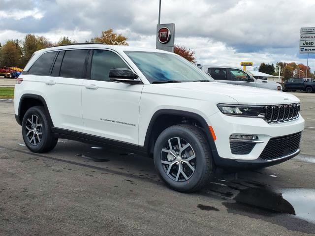 New 2025 Jeep Grand Cherokee Limited image 2