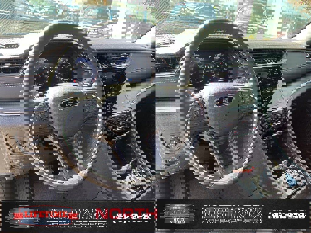 New 2025 Jeep Grand Cherokee Altitude image 6