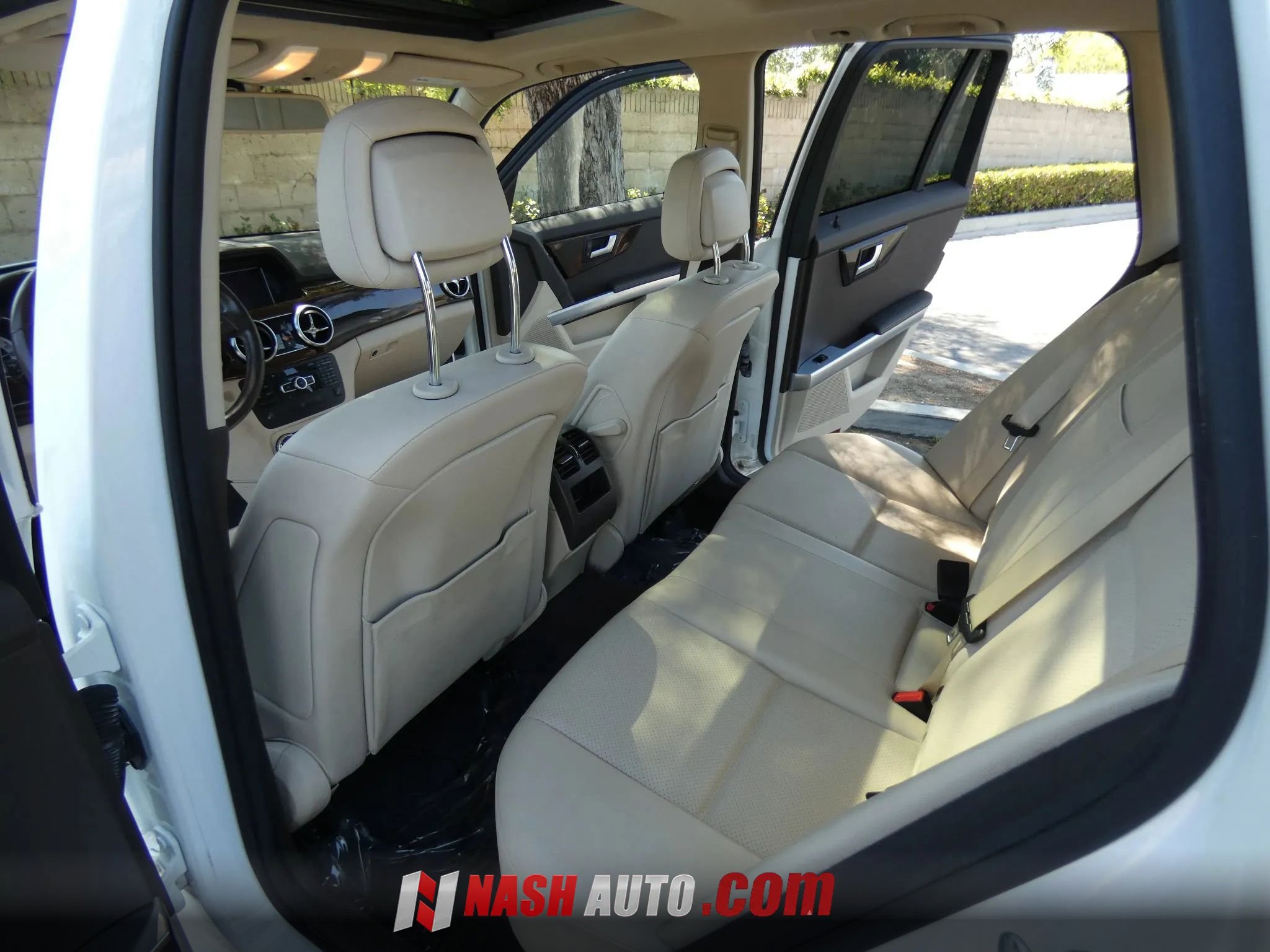 Used 2015 Mercedes-Benz GLK 350 2WD image 24