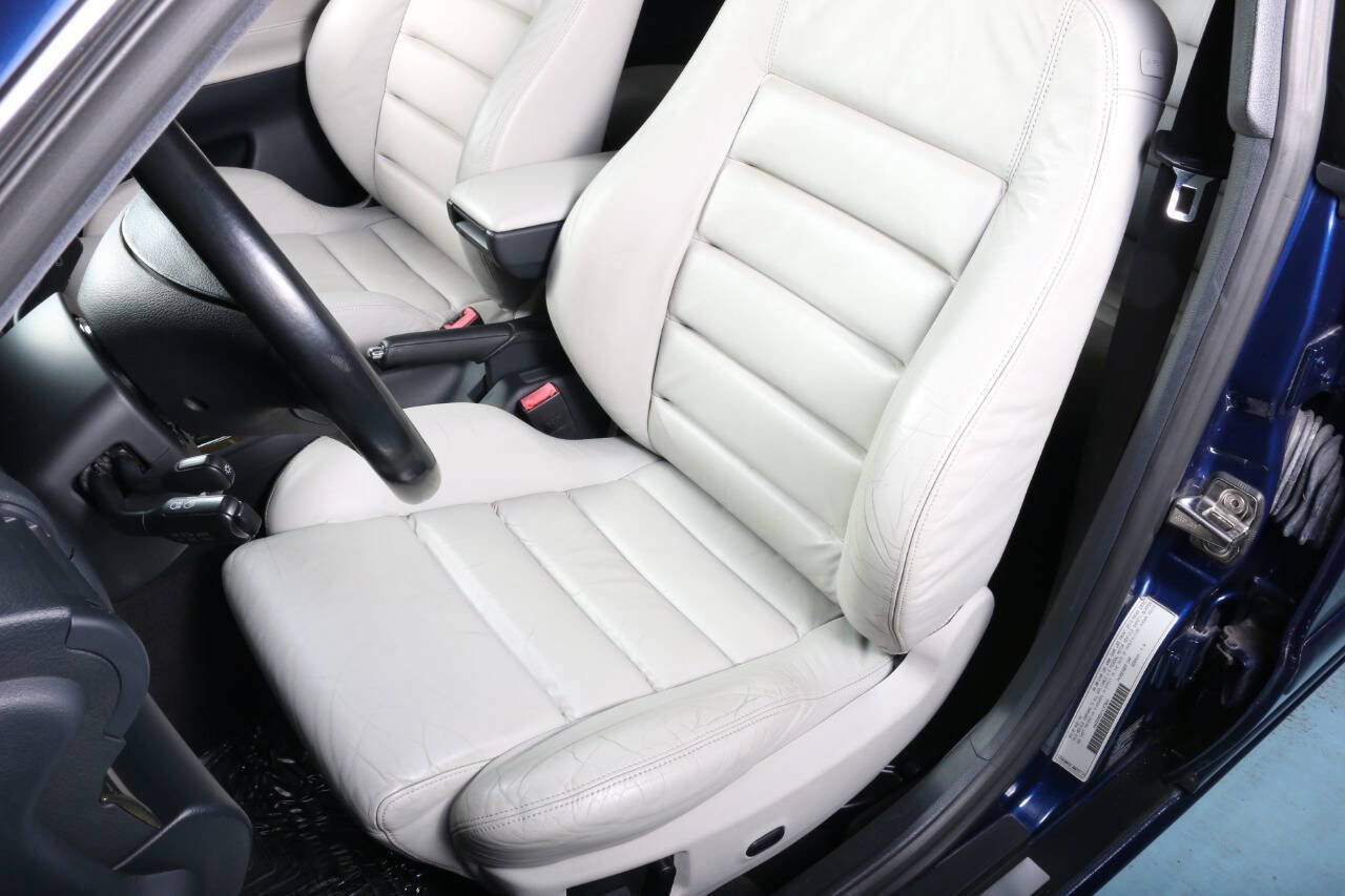 Used 2000 Audi S4 Sedan image 2