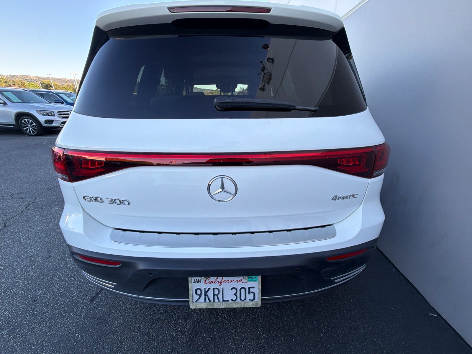 Used 2023 Mercedes-Benz EQB 300 4MATIC image 5