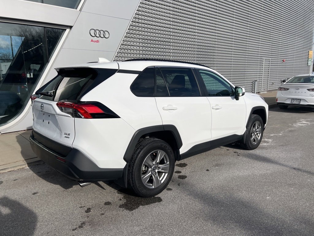 Used 2024 Toyota RAV4 XLE image 23