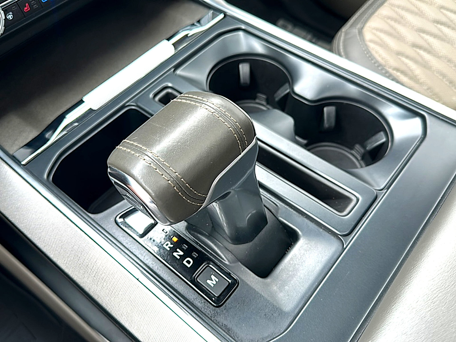 Used 2024 Ford F150 Platinum w/ Equipment Group 703A Plus image 37