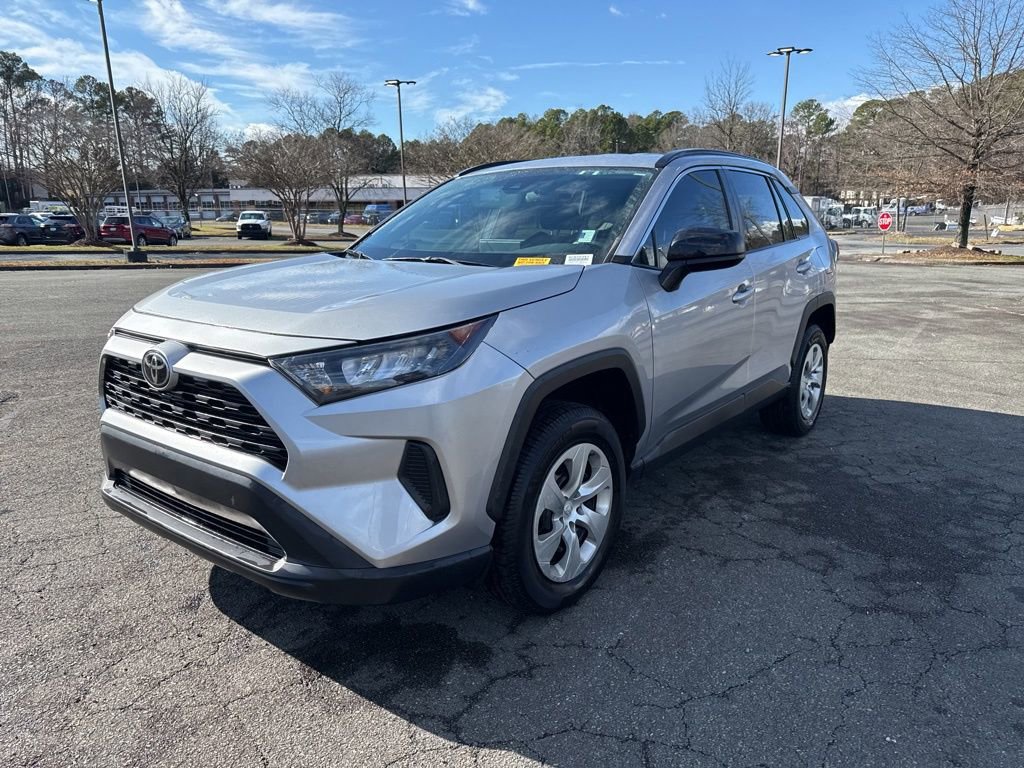 Used 2021 Toyota RAV4 LE image 23