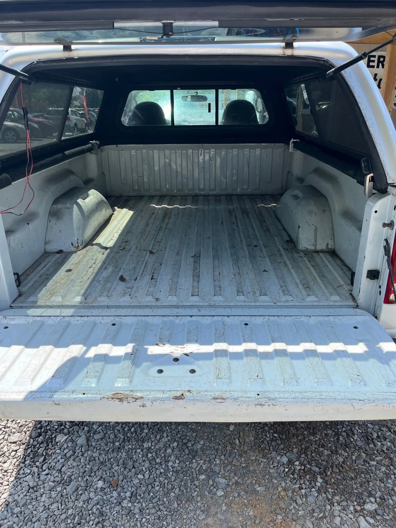 Used 2004 Dodge Dakota Sport w/ Deluxe Convenience Group image 7