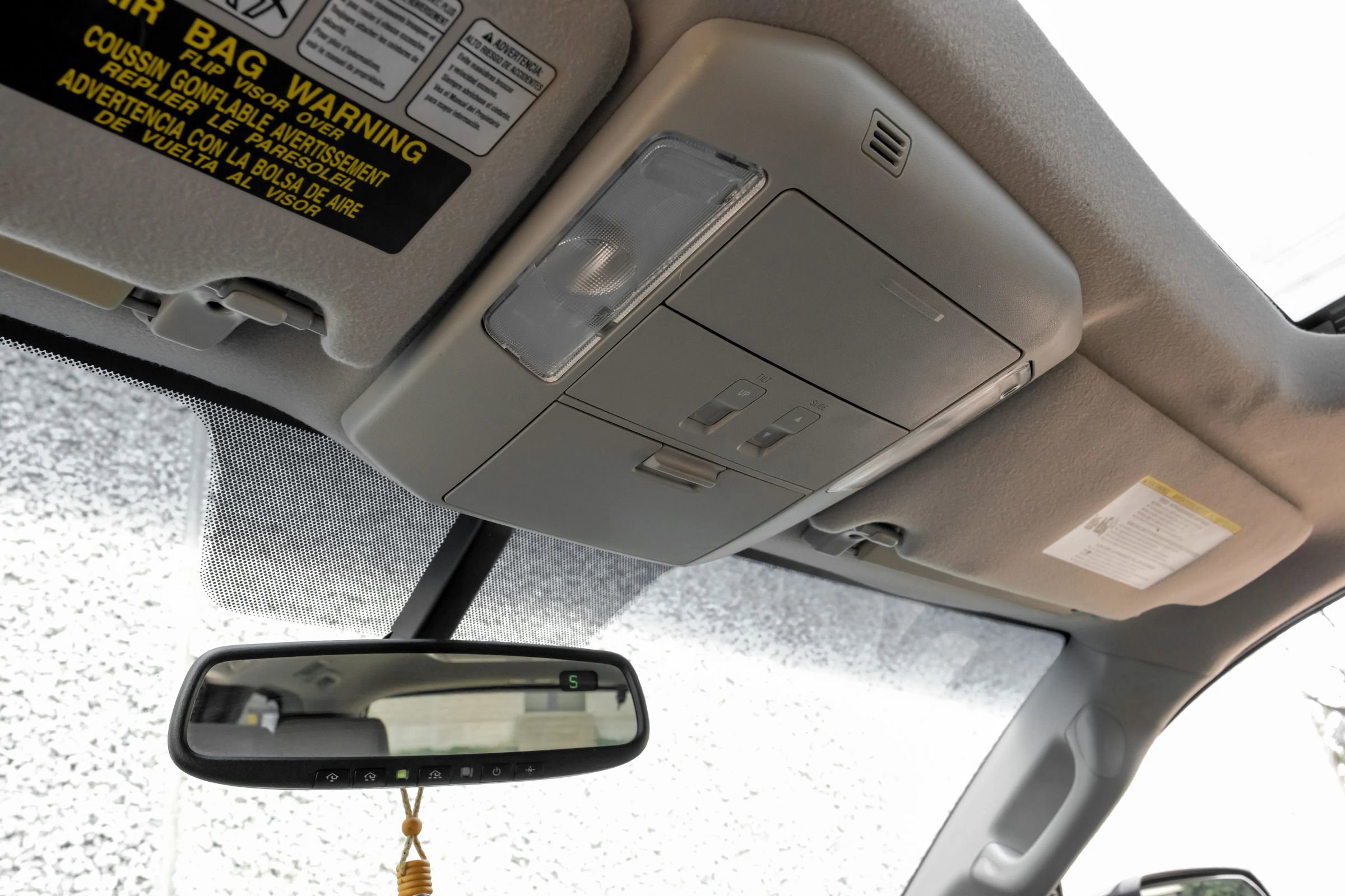 Used 2011 Toyota Sequoia Platinum AWD/4WD image 25