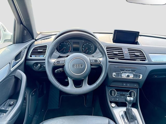 Used 2017 Audi Q3 2.0T Prestige image 25