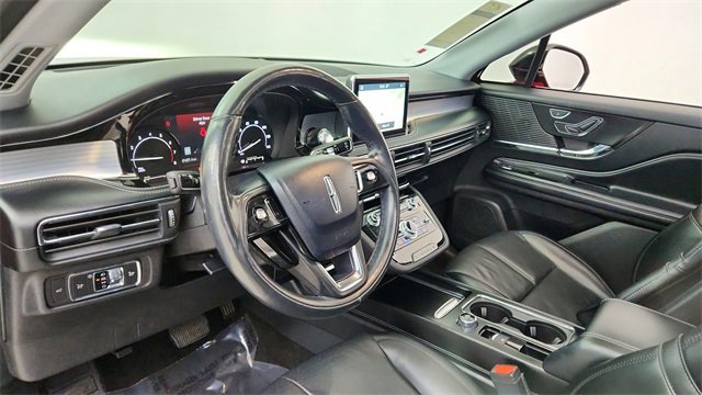 Used 2022 Lincoln Corsair AWD w/ Premium Package image 18