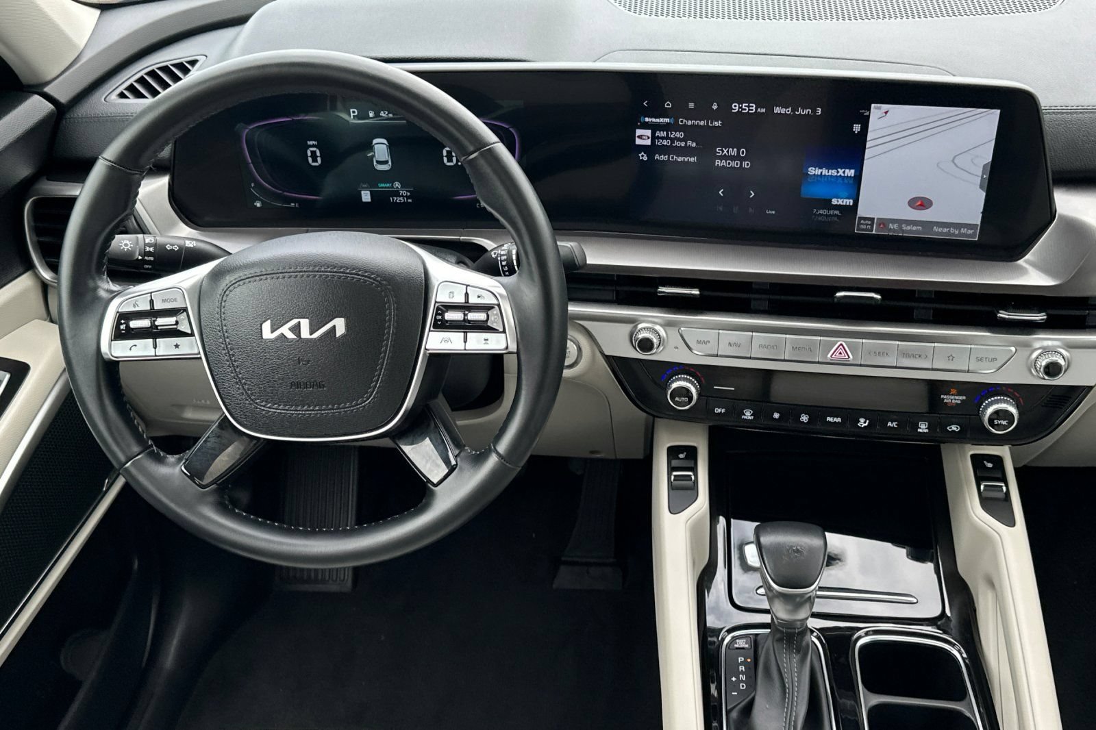 Certified 2024 Kia Telluride S w/ S Sunroof Package AWD/4WD image 14