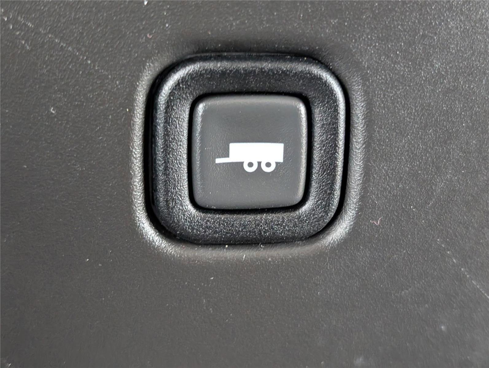 Used 2023 Chevrolet Express 3500 LS image 22