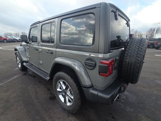 Used 2020 Jeep Wrangler Unlimited Sahara image 3