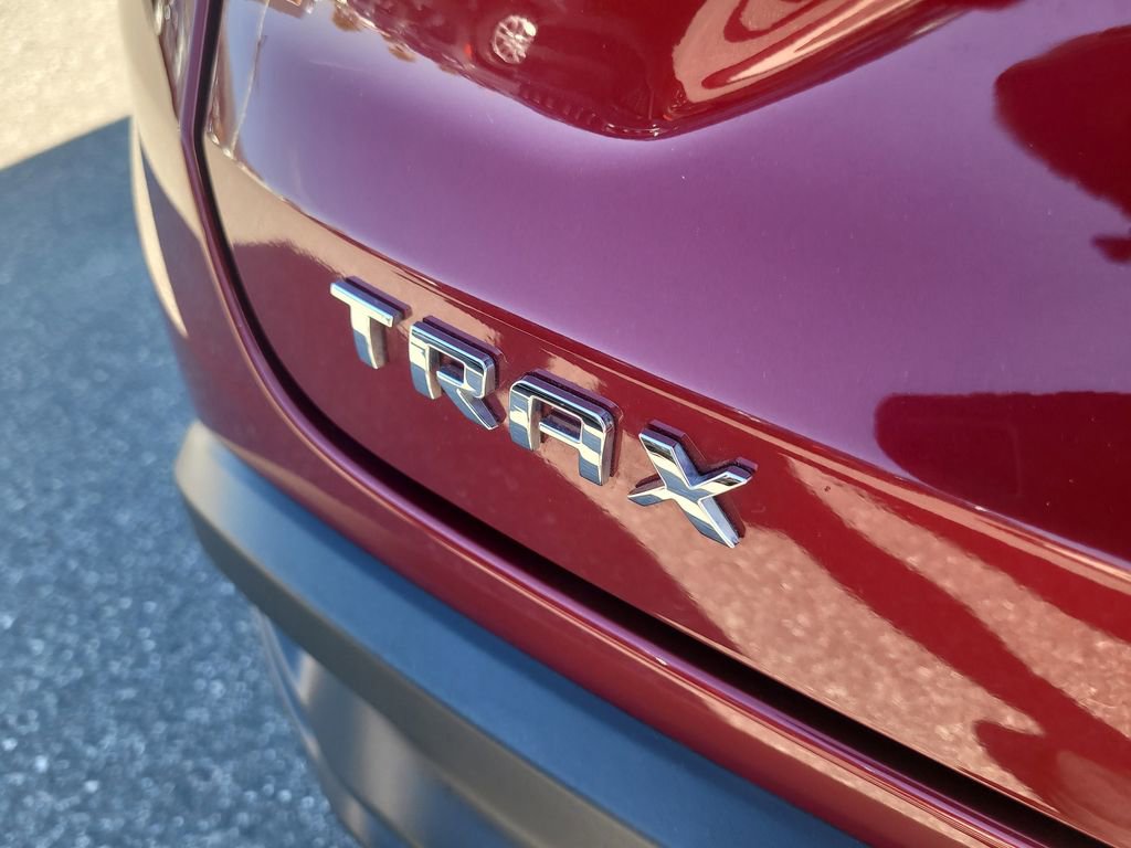 Used 2025 Chevrolet Trax LS image 6
