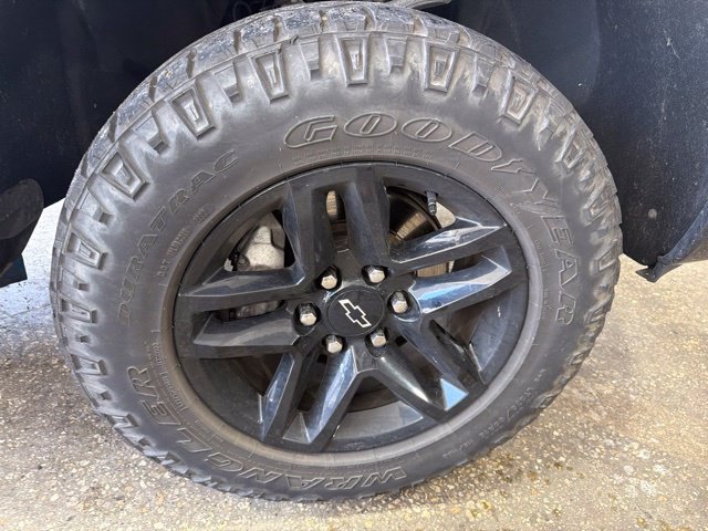 Used 2022 Chevrolet Silverado 1500 LT Trail Boss w/ LT Trail Boss Premium Package AWD/4WD image 11