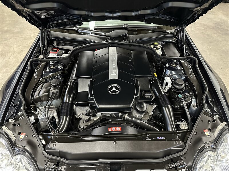 Used 2005 Mercedes-Benz SL 500 w/ AMG Sport Pkg image 12