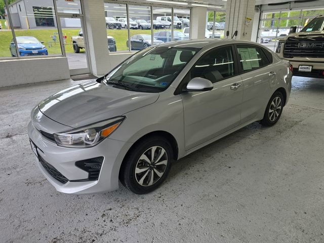 Used 2022 Kia Rio S w/ Technology Package FWD image 2