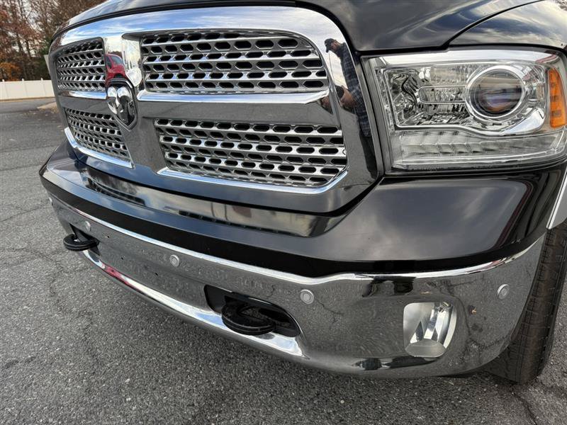 Used 2016 RAM 1500 Laramie w/ Convenience Group AWD/4WD image 10