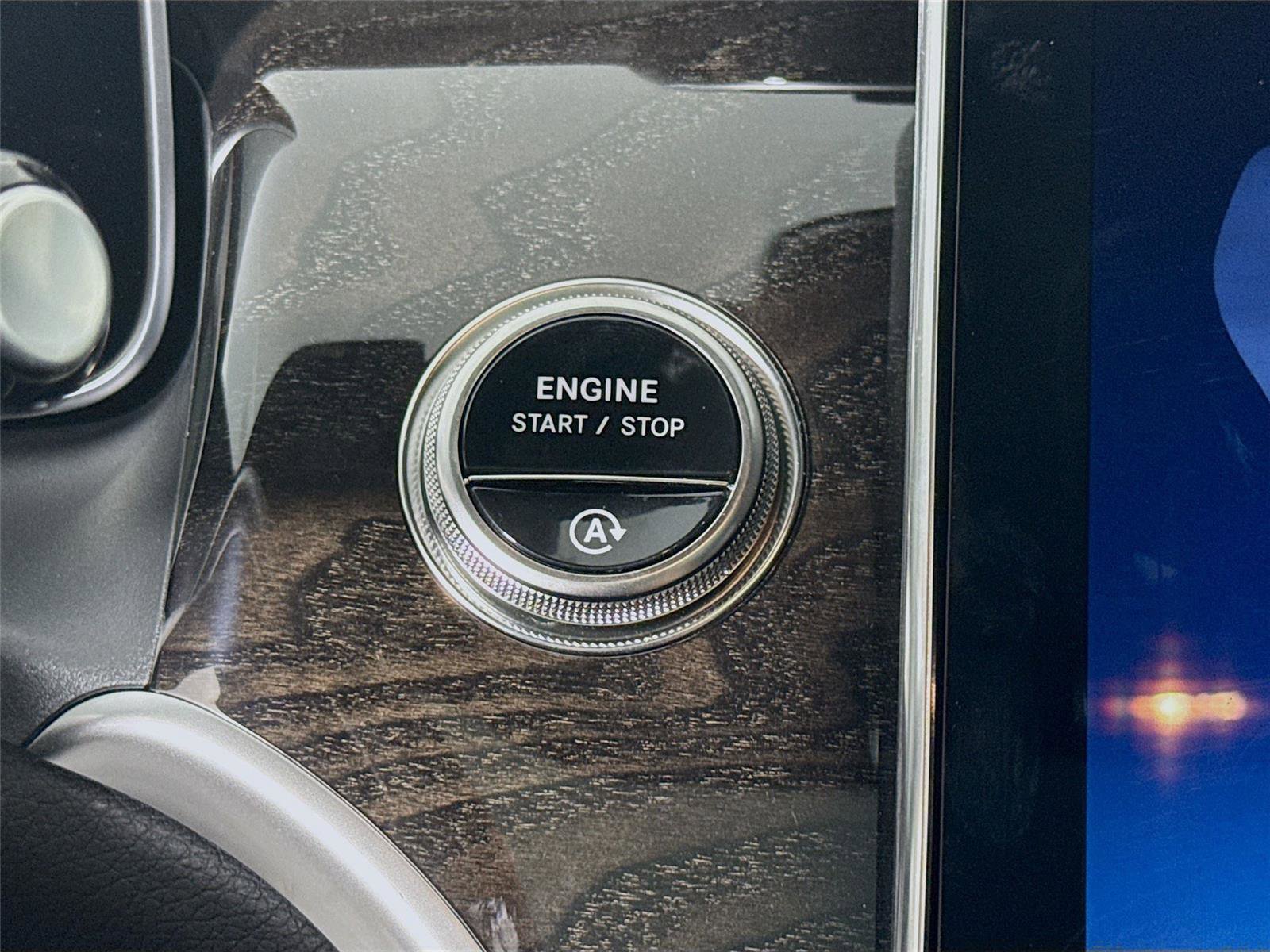 Used 2026 Mercedes-Benz GLC 300 4MATIC image 12