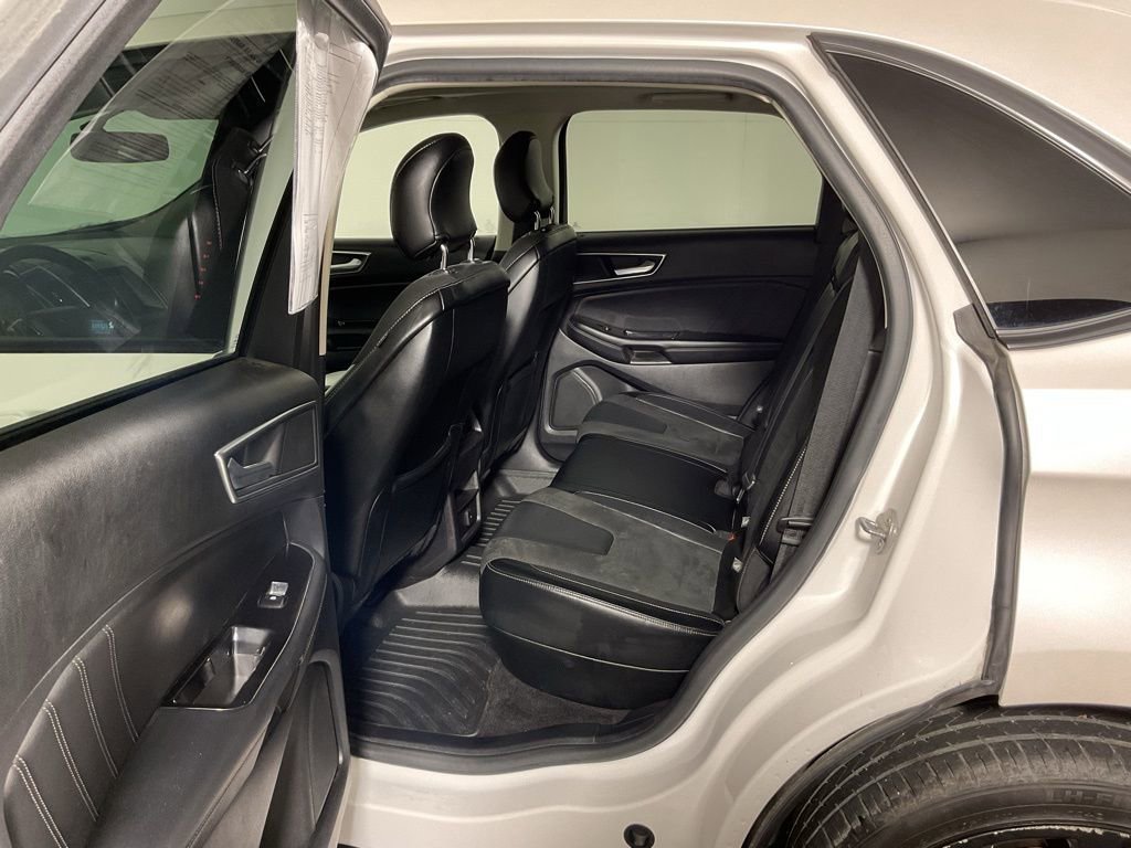 Used 2016 Ford Edge Sport AWD/4WD image 35