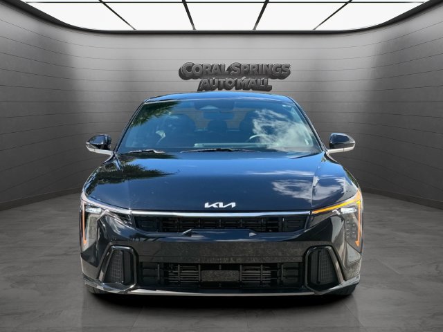 Certified 2025 Kia K4 GT-Line Turbo FWD image 2