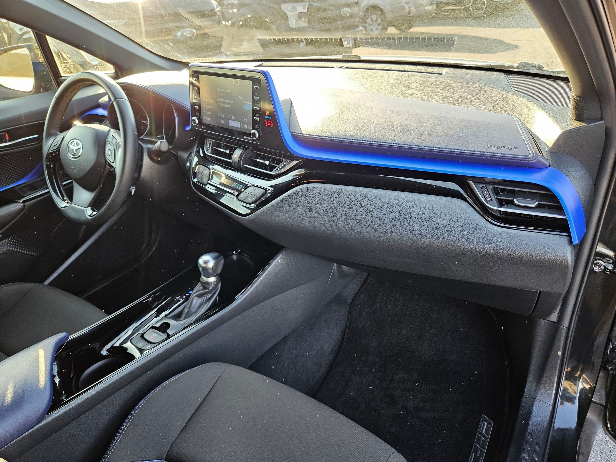 Used 2020 Toyota C-HR XLE FWD image 34