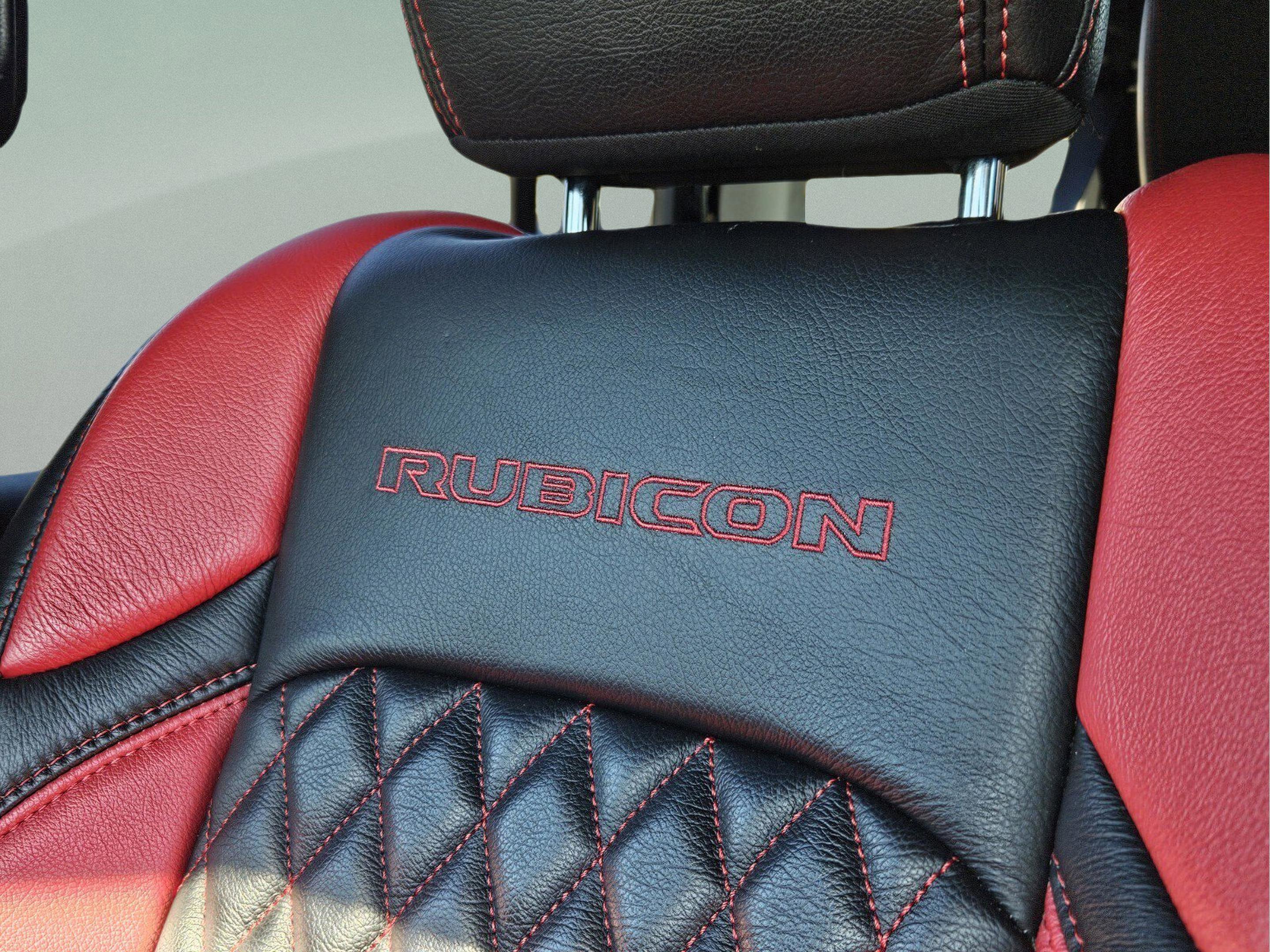 Used 2022 Jeep Wrangler Unlimited Rubicon w/ Xtreme Recon 35" Tire Package image 31