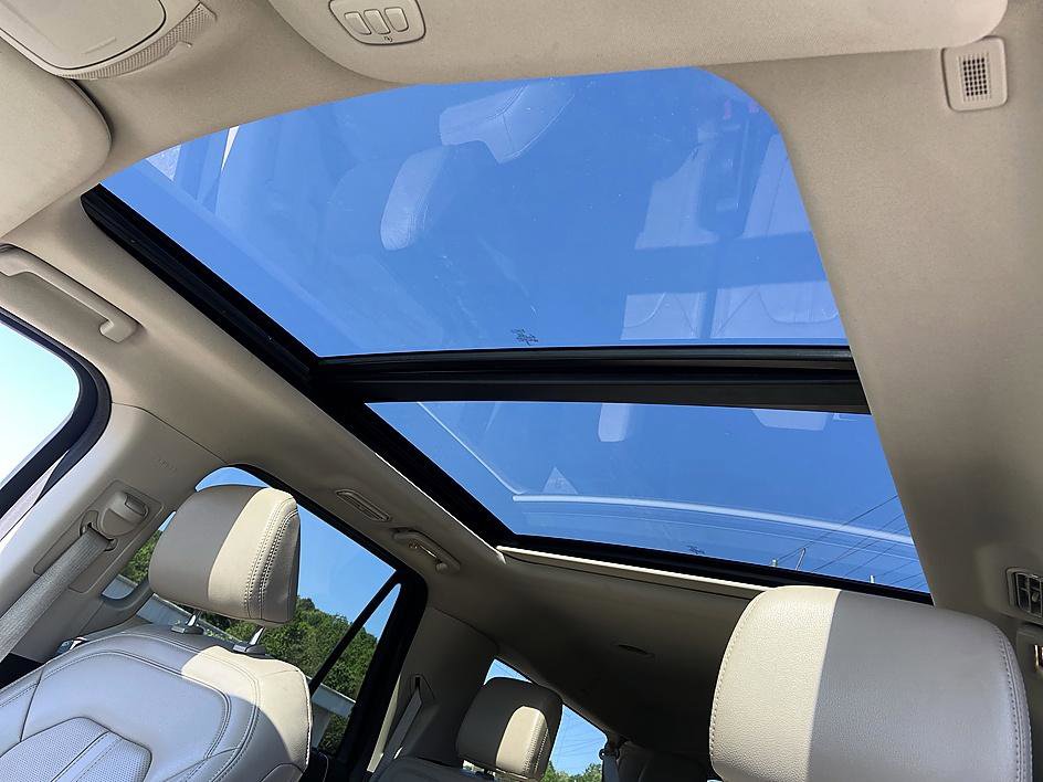 Used 2024 Ford Expedition Max Limited AWD/4WD image 17