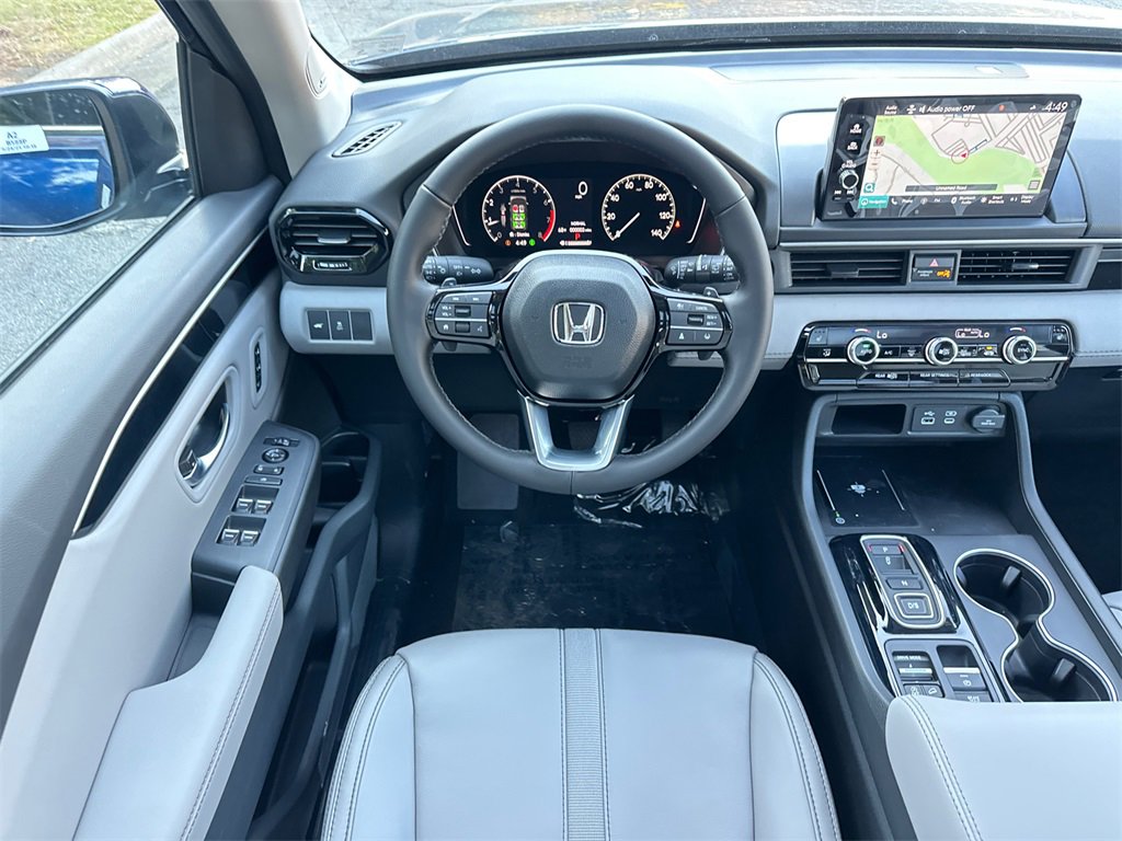 New 2025 Honda Pilot Touring image 22