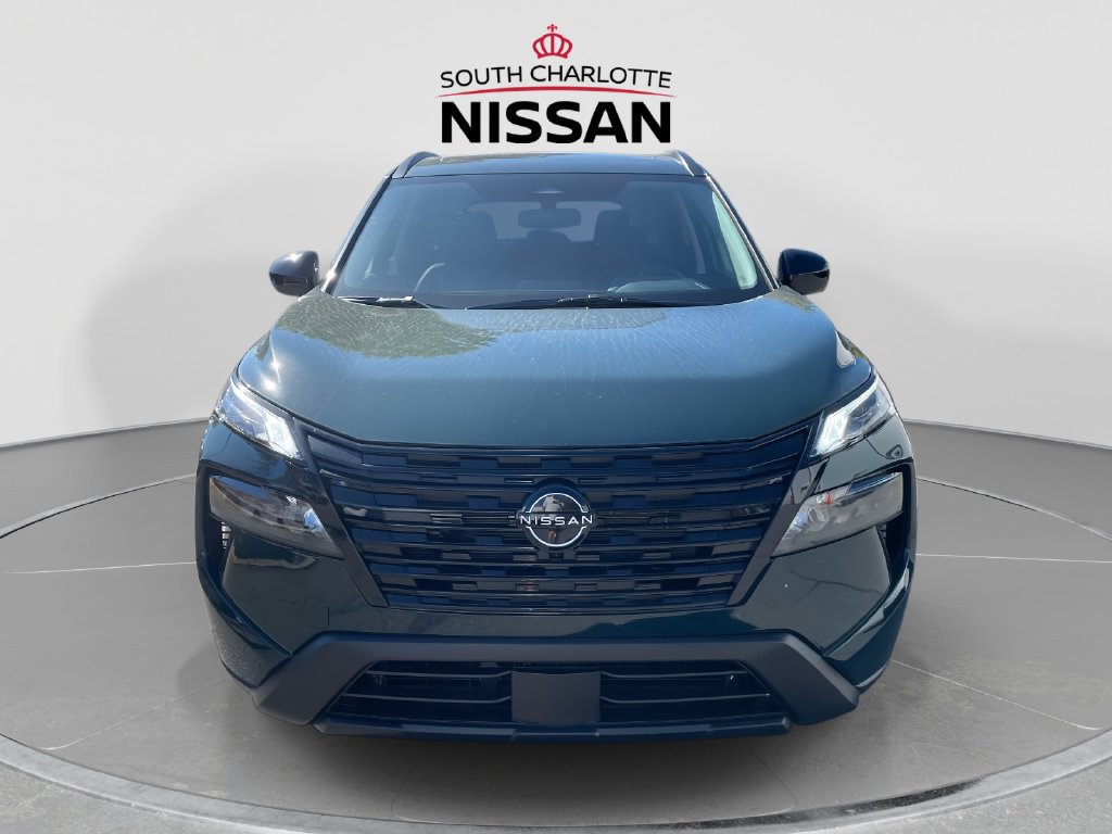 New 2027 Nissan Rogue Dark Armor FWD image 2