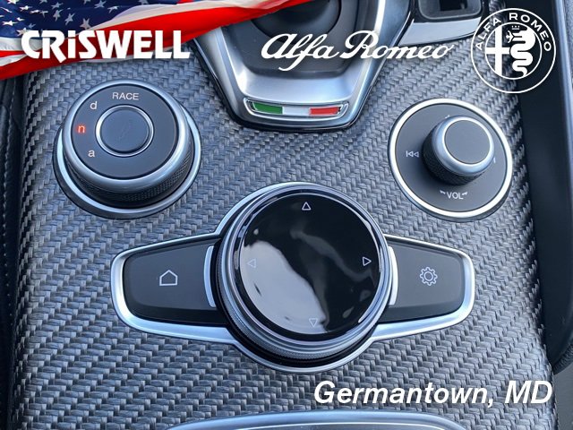 New 2024 Alfa Romeo Giulia Quadrifoglio w/ Active Assist Plus Package image 31