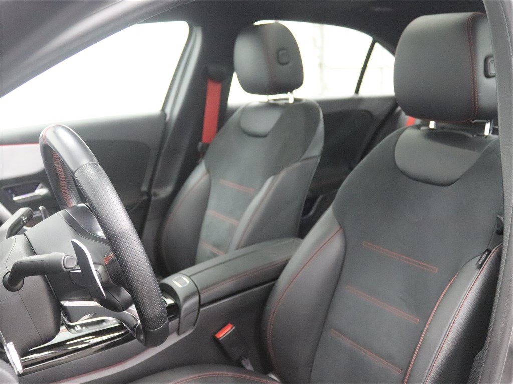 Used 2021 Mercedes-Benz A 35 AMG 4MATIC image 13