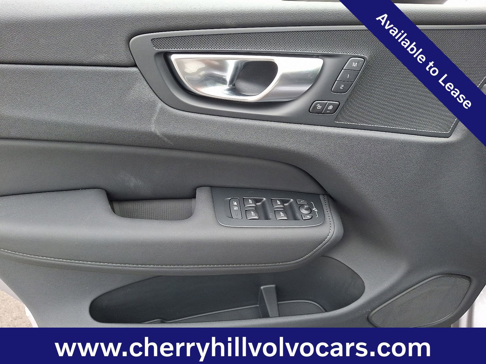 Certified 2026 Volvo XC60 B5 Plus w/ Protection Package Premier image 13