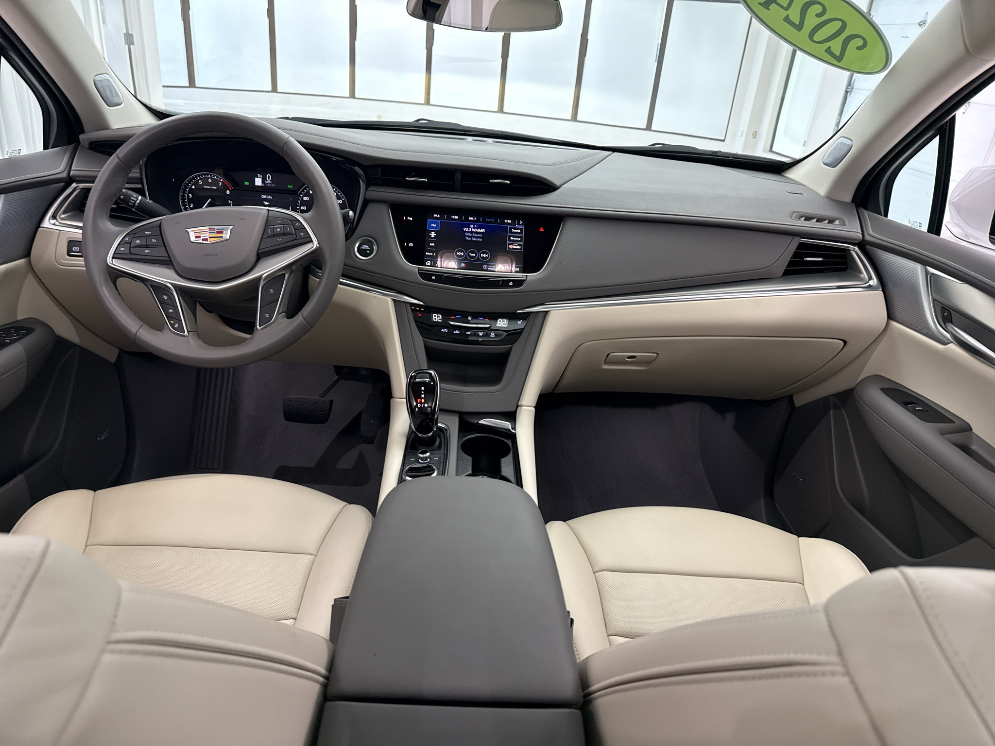 Used 2024 Cadillac XT5 Premium Luxury FWD image 10