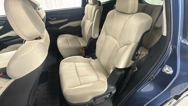 Used 2021 Subaru Ascent Premium w/ Convenience Package image 12