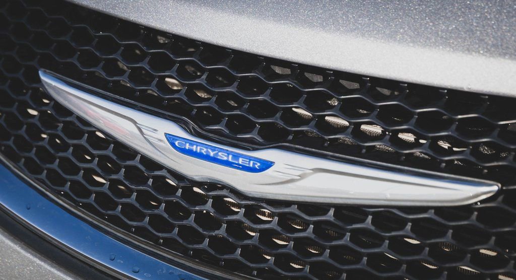 Used 2019 Chrysler Pacifica Touring-L image 15