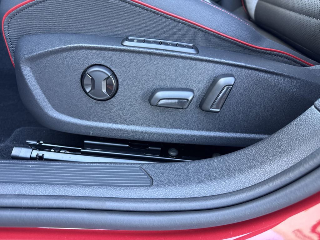 New 2026 Volkswagen GTI SE image 13