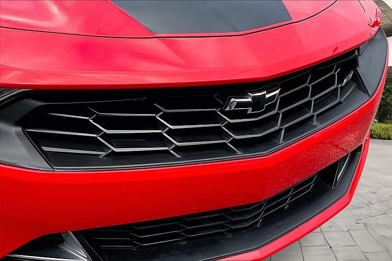 Used 2022 Chevrolet Camaro LT w/ RS Package image 28