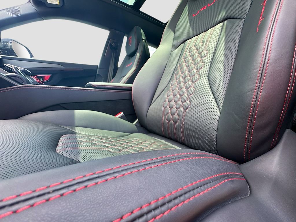 Used 2024 Lamborghini Urus Performante image 56