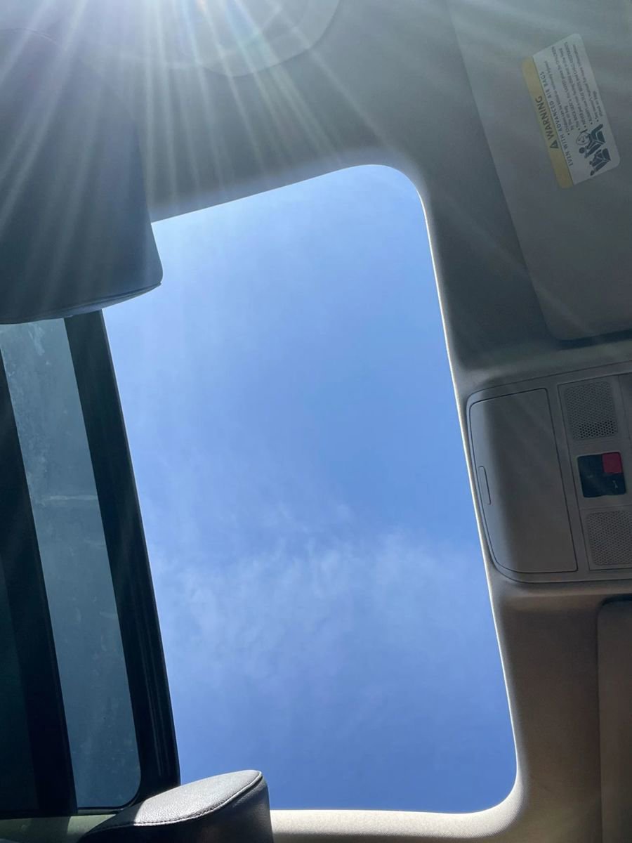 Used 2015 Volkswagen Tiguan SEL image 11