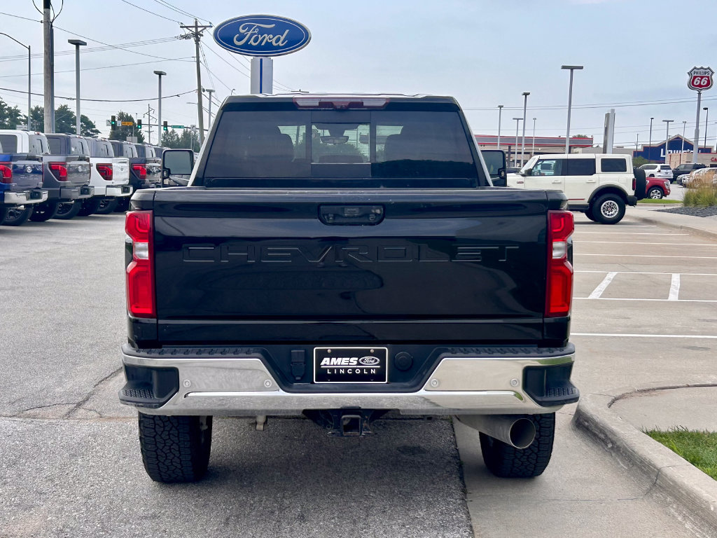 Used 2023 Chevrolet Silverado 2500 LTZ w/ LTZ Plus Package AWD/4WD image 5